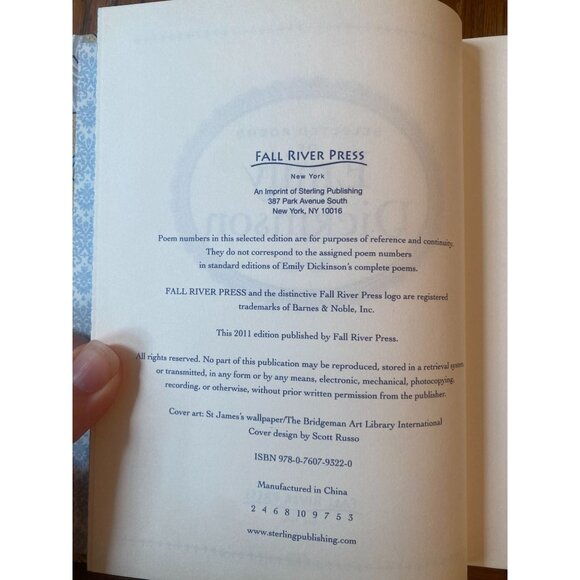 Selected Poems Of Emily Dickinson Hardcover Book By Fall River Press 2011 Editio - Picture 4 of 4